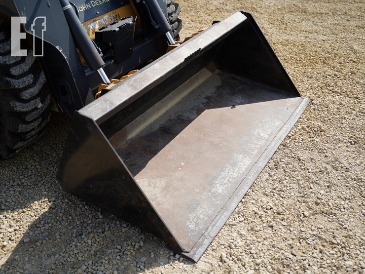 2018-deere-312gr-image-12