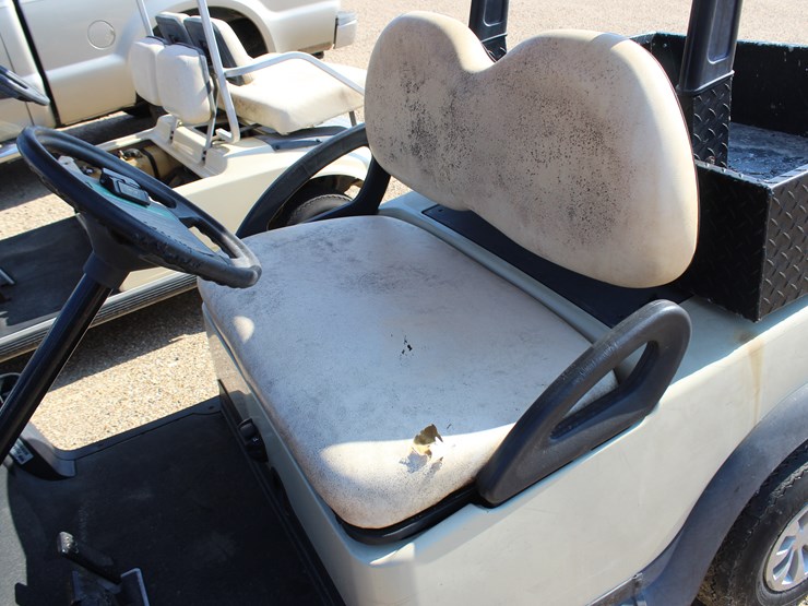 #23040-•-club-car-golf-cart,-white-|-parts-or-repair-image-7