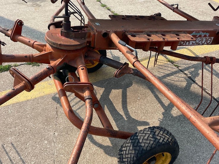 frasgard-sr3200-hay-tedder-image-12