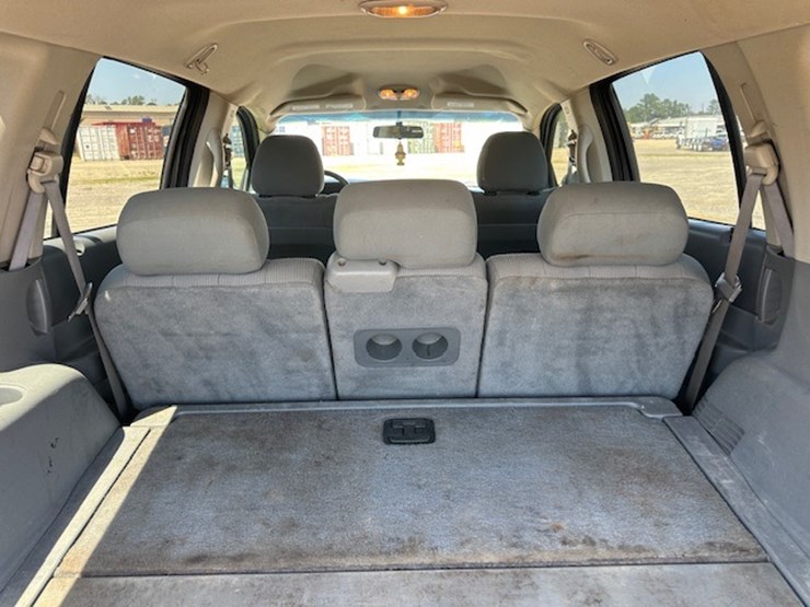2005-dodge-durango-image-23