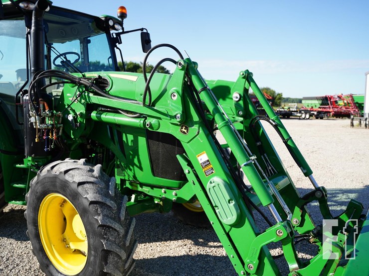 2017-john-deere-5090r-image-20