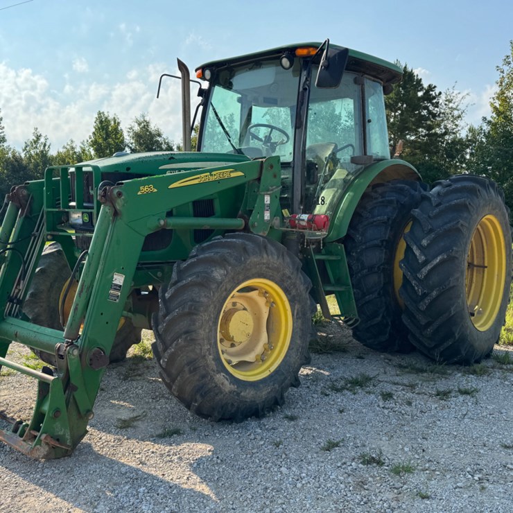 2011 JOHN DEERE 6115D