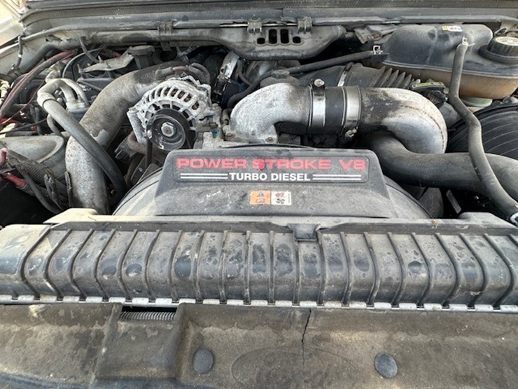 2003-ford-f550-image-61