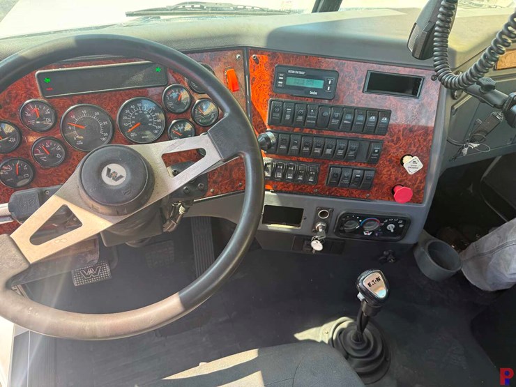 2012-western-star-4900-image-5