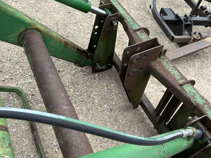 john-deere-158-image-7