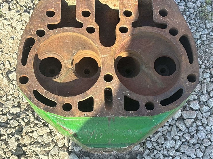 john-deere-model-g-head-image-13