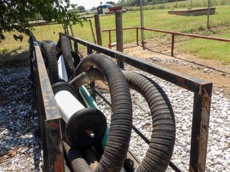 hoses-&-hose-rack/oil-field-stair-landing-image-4