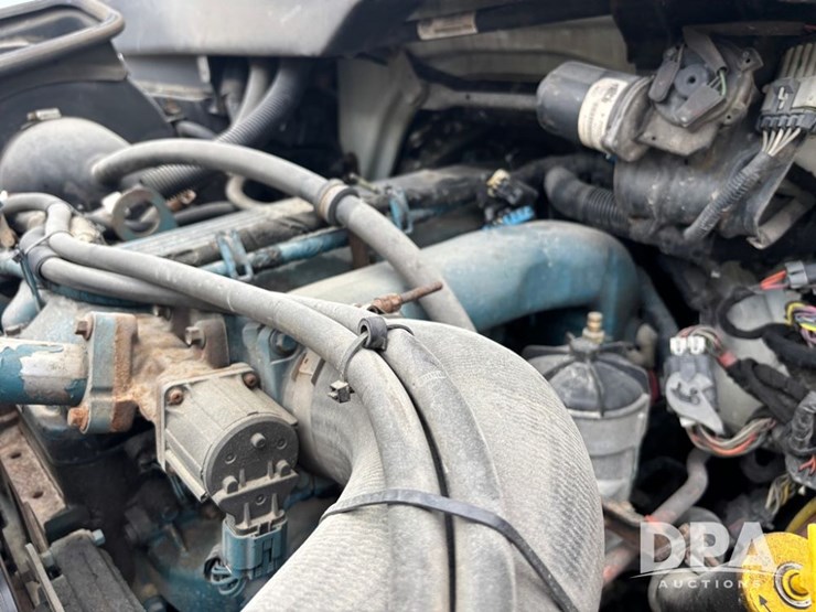 2007-international-durastar-4300-image-31