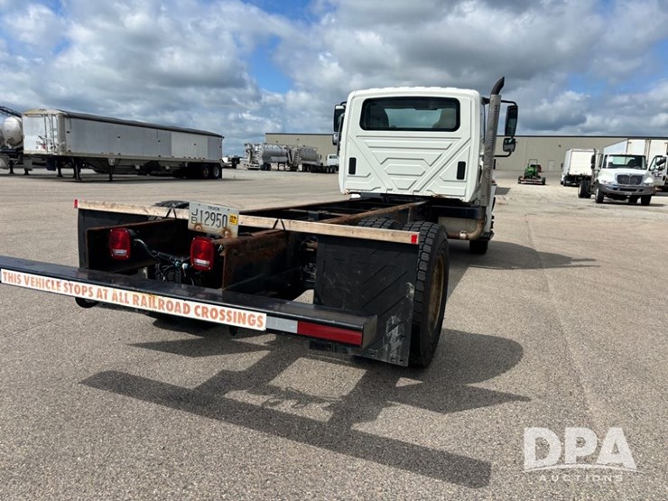 2007-international-durastar-4300-image-10