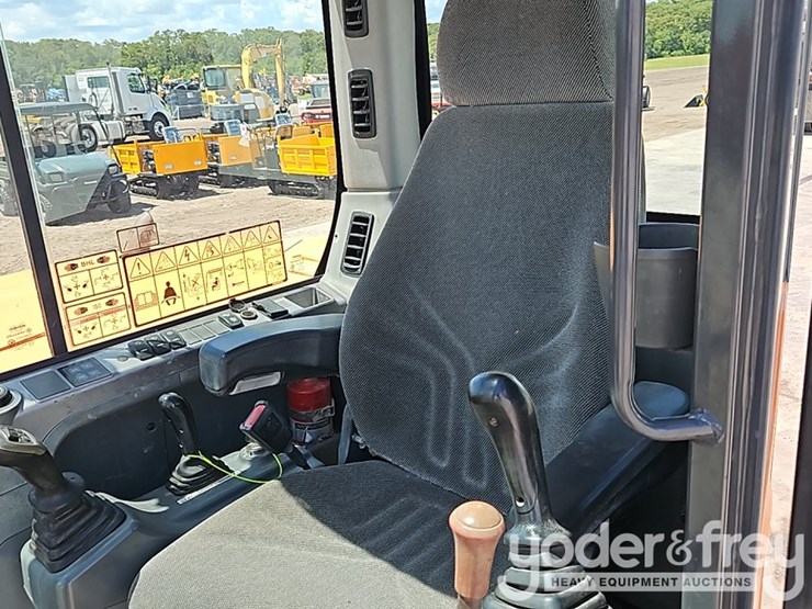 2018-doosan-dx85r-3-image-30