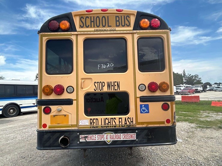2009-ic-corporation-pb105-school-bus-image-26