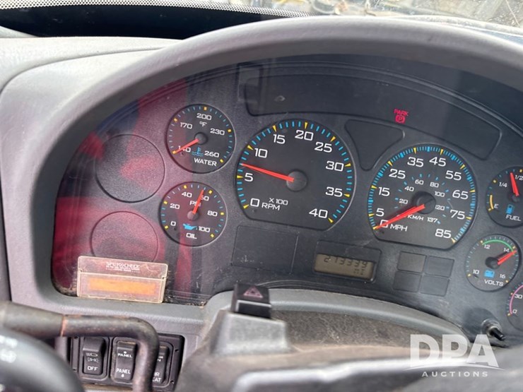 2007-international-durastar-4300-image-52