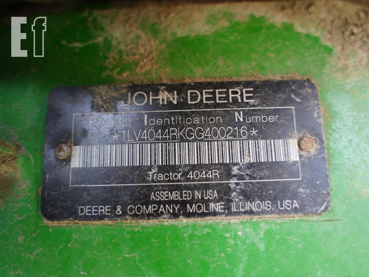 john-deere-4044r-image-43