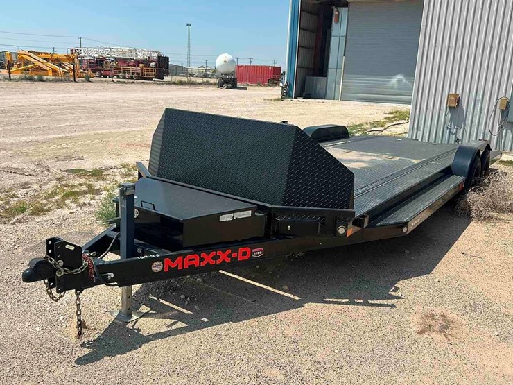 2022-maxey-tandem-image-1