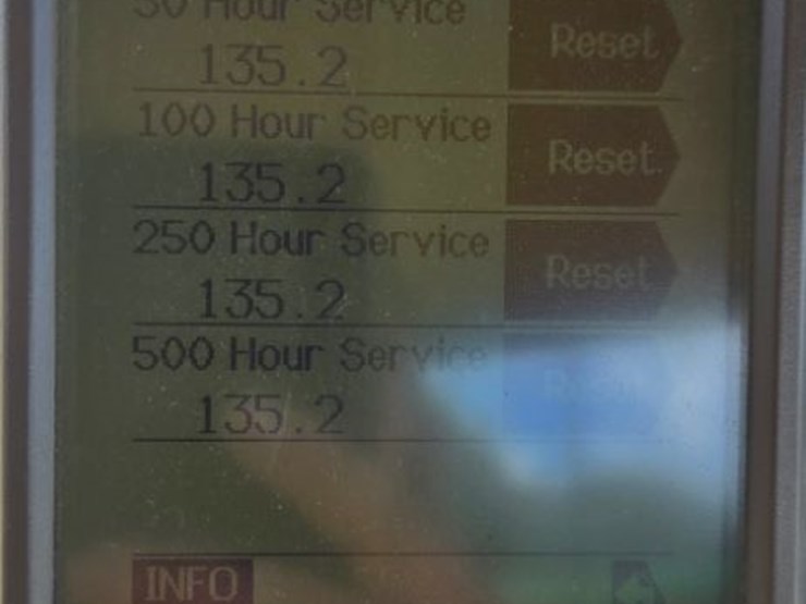 2005-john-deere-6700-image-21