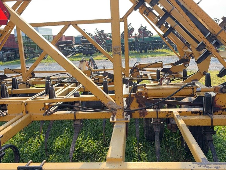 landoll-tilloll-876,-35ft,-3-bar-harrow-with-beater,-walking-tandem,-updated-reel-savers-image-18