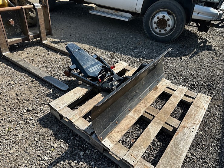 polaris-atv-plow-image-2