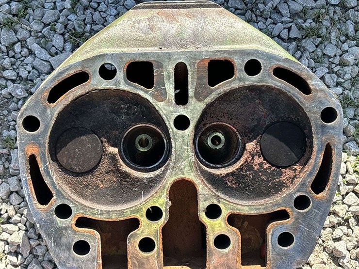john-deere-model-g-head-image-15