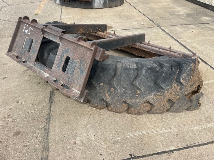 skidloader-8ft-tire-scraper-image-2