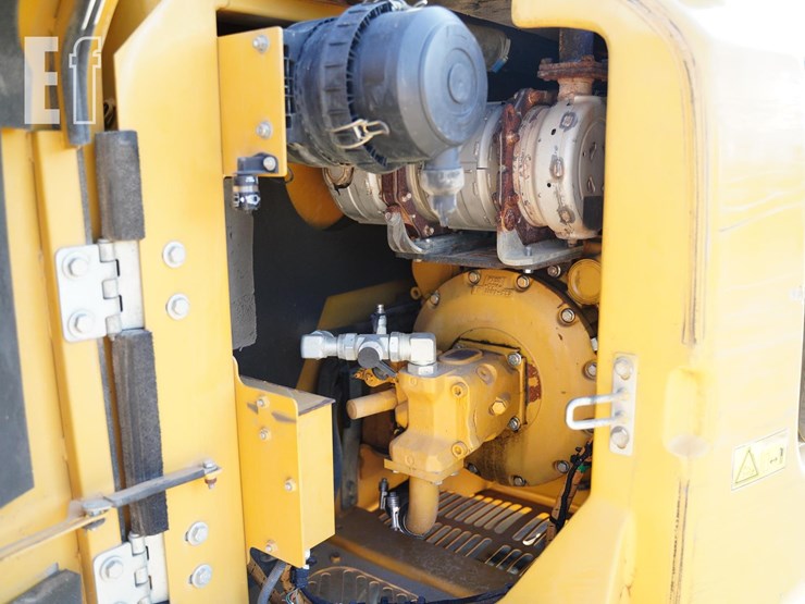 2013-caterpillar-308e2-cr-image-31
