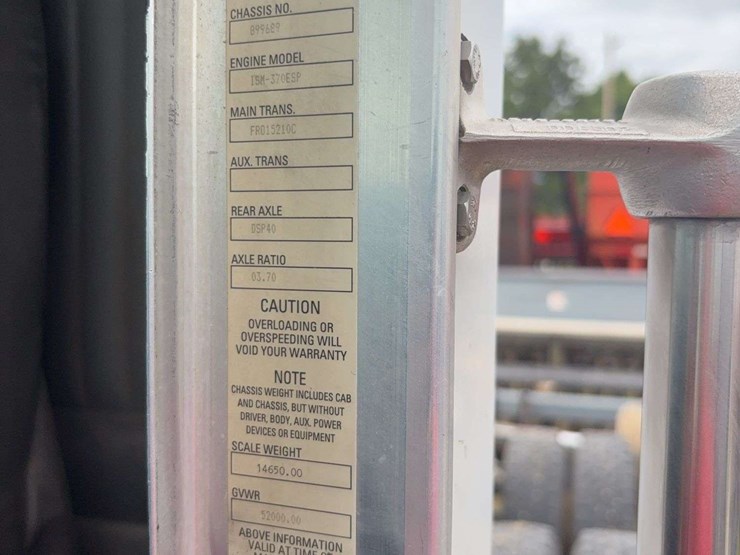 2003-kenworth-t800-image-25