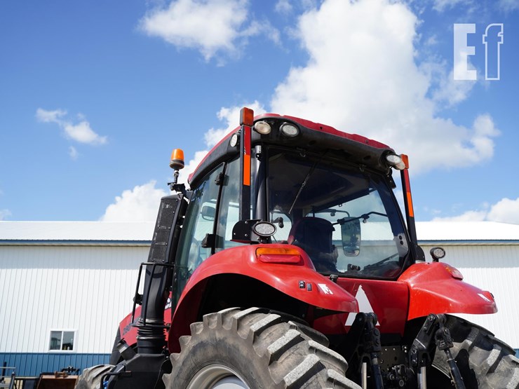 2017-case-ih-magnum-280-image-28