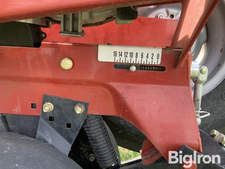 2012-case-ih-1250-image-11