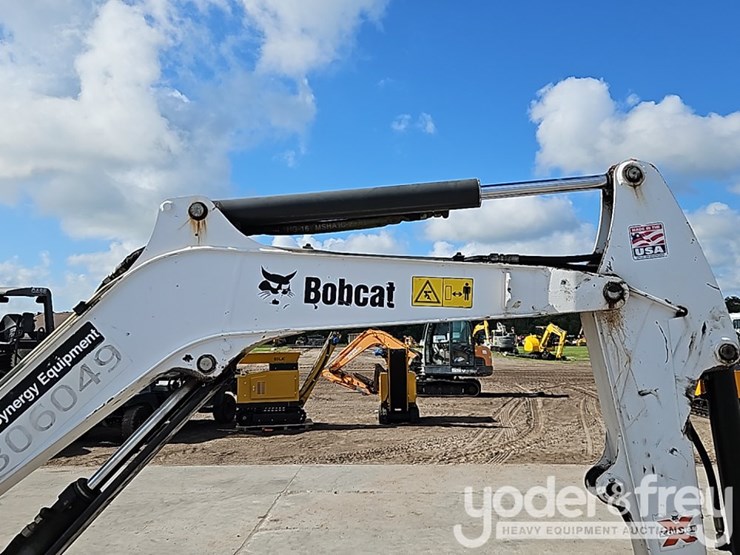bobcat-e32-image-15