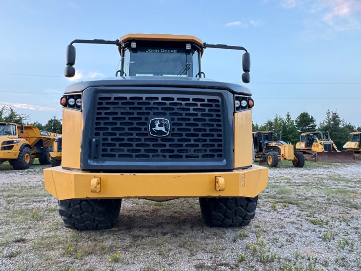 2022-deere-410e-image-2