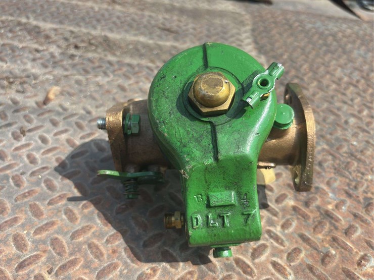 marvel-schebler-dltx-9-carburetor-image-16