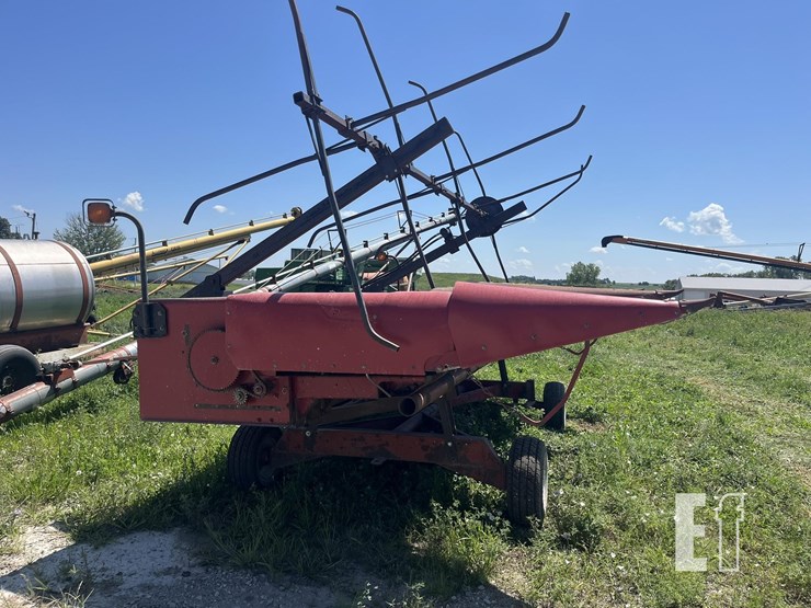 case-ih-1063-image-8