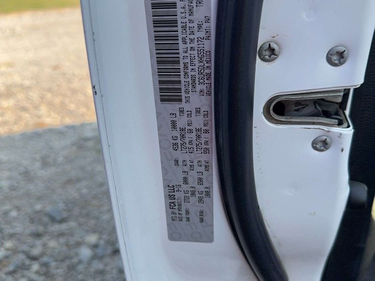 2017-dodge-ram-2500-image-12