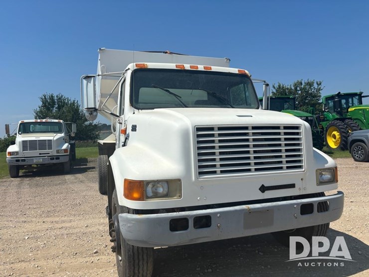 2000-ihc-4900-dry-tender-truck-(dr12098,-unit-25102)-image-20