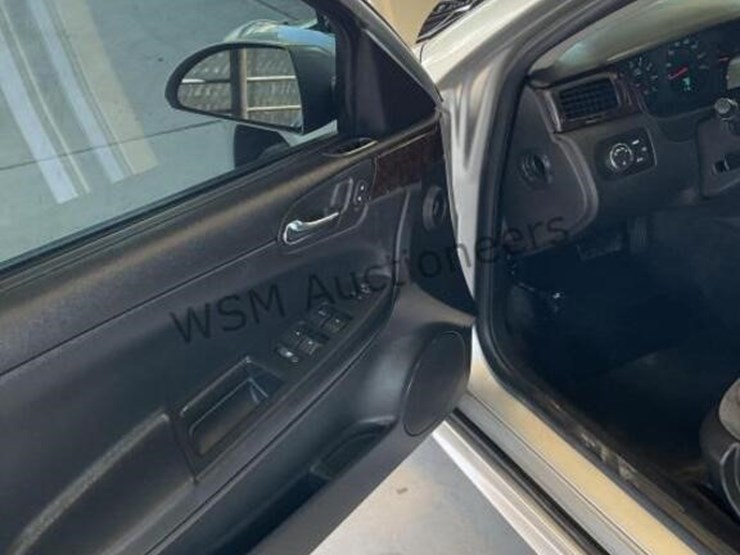 2014-chevrolet-impala-sdn-image-22