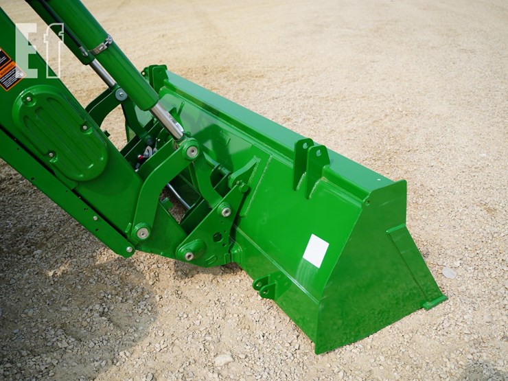 2024-john-deere-6155m-image-19