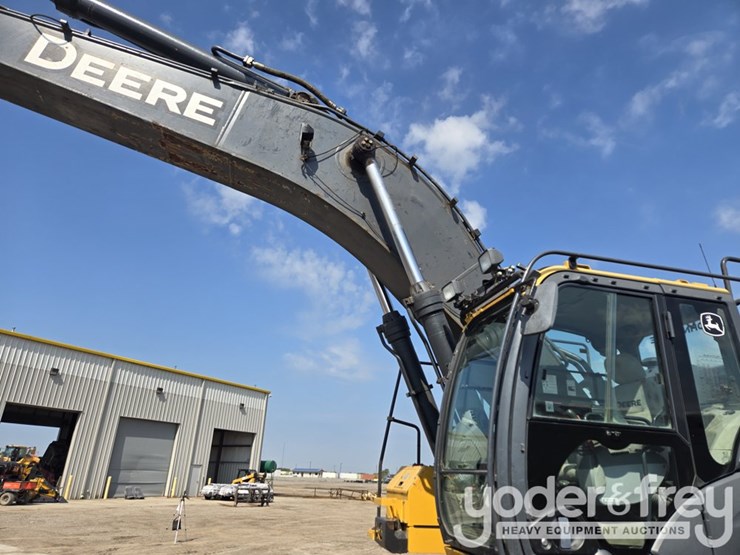 2018-john-deere-2018-image-32