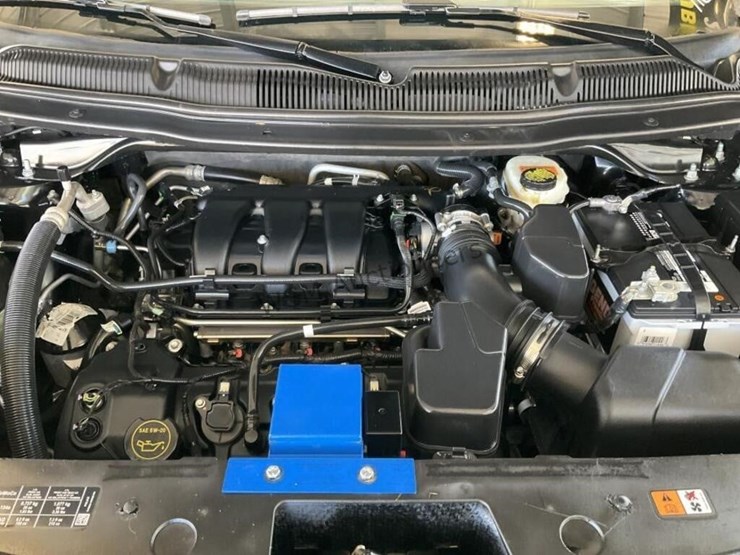 2017-ford-explorer-image-9