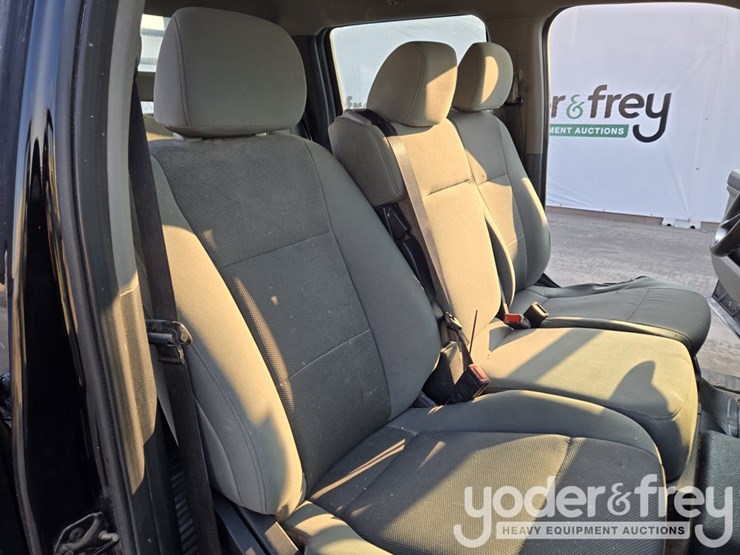2022-ford-f350-xl-image-50
