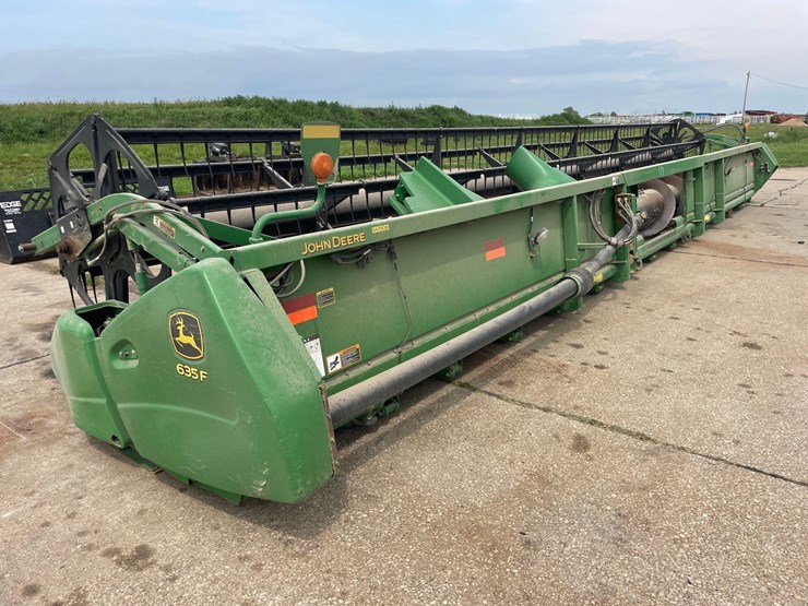 2011-john-deere-635f-image-4