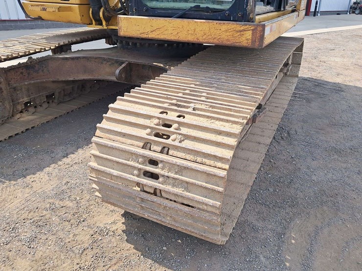 2011-caterpillar-320dl-image-8