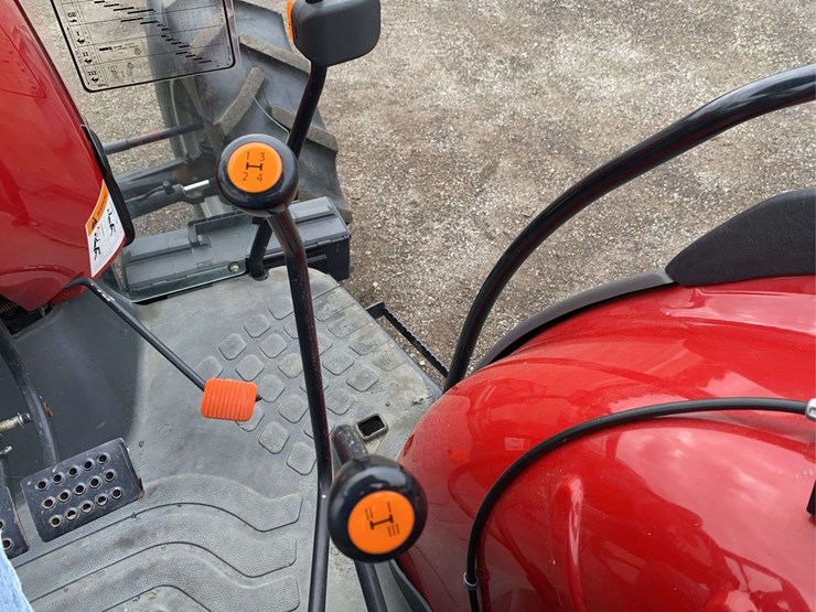 case-jx80-4wd-tractor-image-20