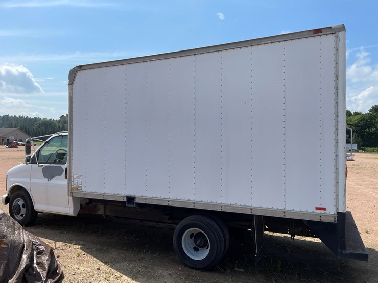 #4731-•-2000-chevy-box-van-(wi-title-in-delay)-image-7