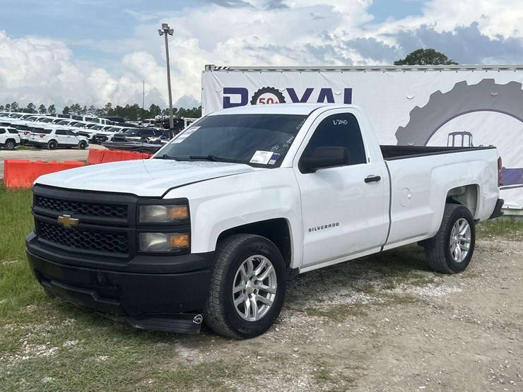 2014-chevrolet-silverado-1500-image-1