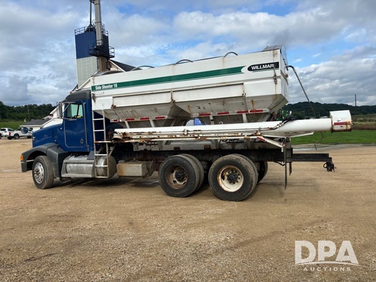 1998-peterbilt-385-image-6
