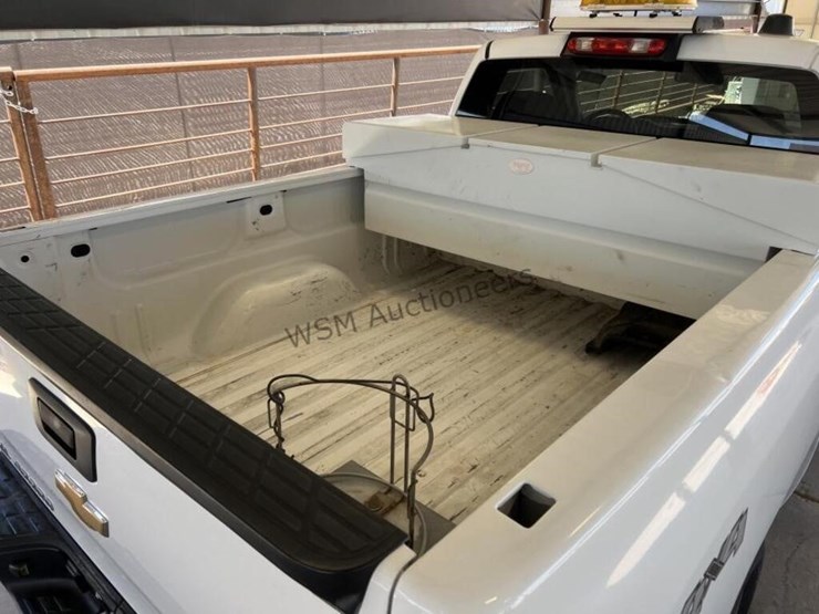 2013-chevrolet-silverado-1500-image-9