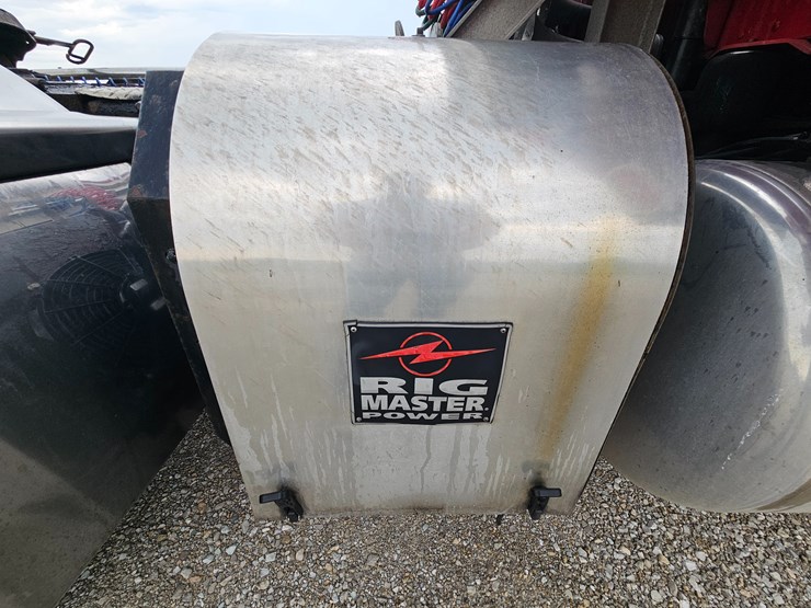 2003-peterbilt-379-image-108