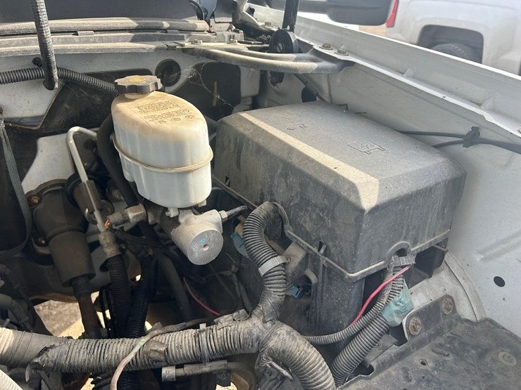 2009-chevrolet-silverado-3500hd-image-37