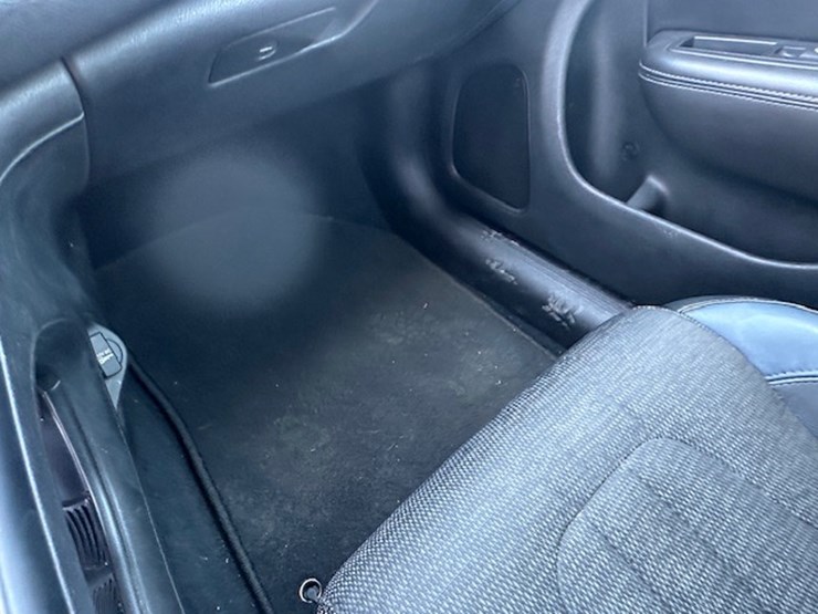 #23052-•-2015-chrysler-200s-image-45
