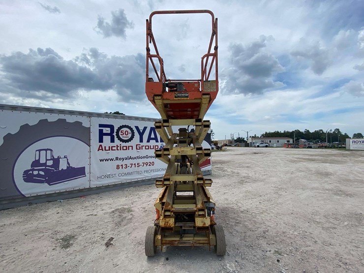 2018-jlg-3246es-image-11