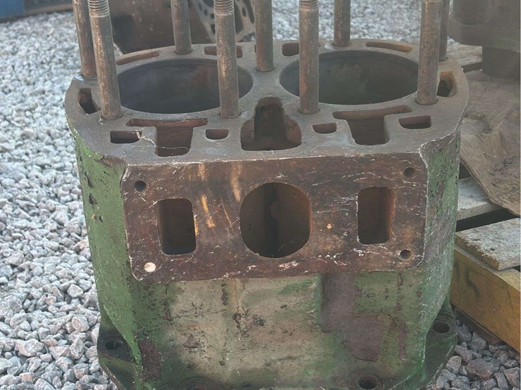 john-deere-model-g-block-image-13